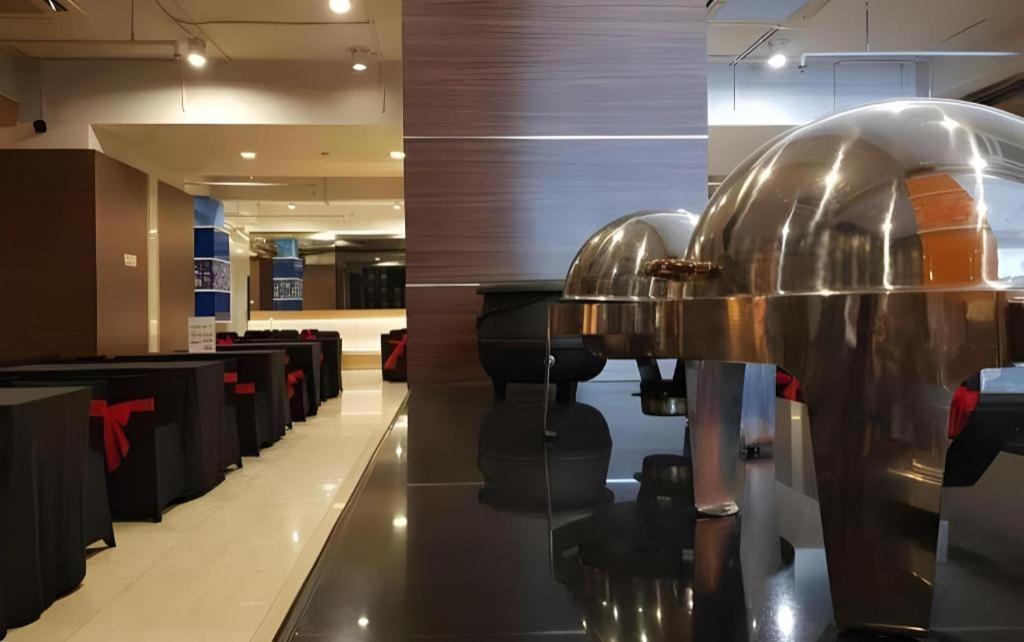 U Stay Hotel Mangga Besar 雅加达 外观 照片