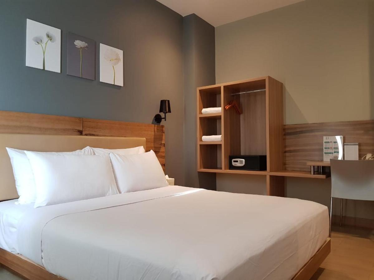 U Stay Hotel Mangga Besar 雅加达 外观 照片