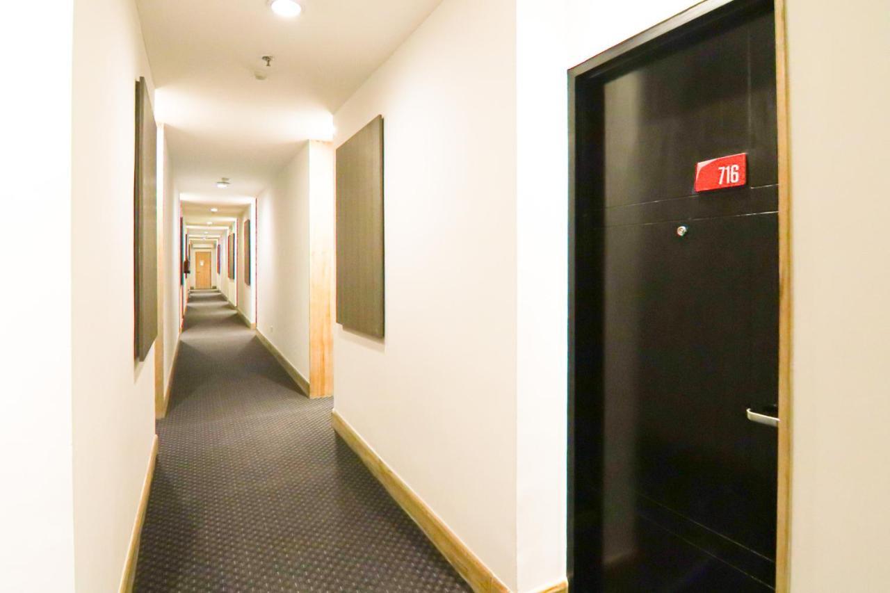 U Stay Hotel Mangga Besar 雅加达 外观 照片